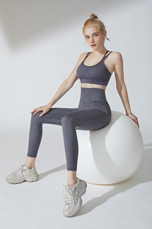 ͸ݿǣԶֹһLegging