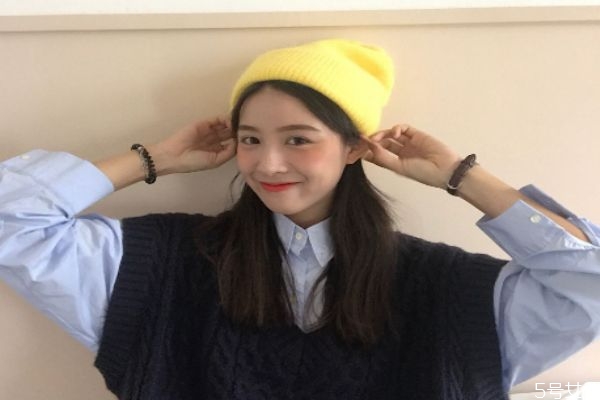 毛线帽太松了怎么锁紧 帽子太松怎样让它变紧致 毛线帽太松了怎么锁紧 帽子太松怎样让它变紧致