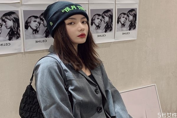 毛线帽有静电吗 毛线帽有刘海怎么戴 毛线帽有静电吗 毛线帽有刘海怎么戴