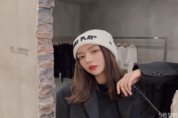 毛线帽有静电吗 毛线帽有刘海怎么戴 毛线帽有静电吗 毛线帽有刘海怎么戴