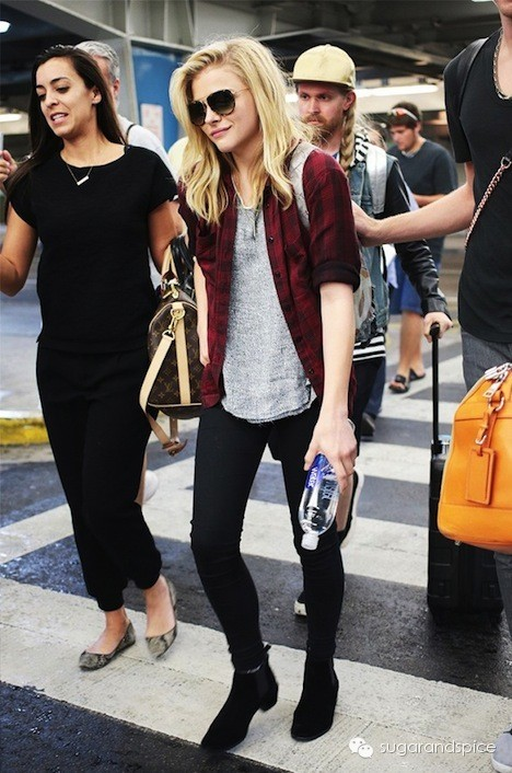 女生低调优雅的穿衣搭配实战_上装单品衬衫篇