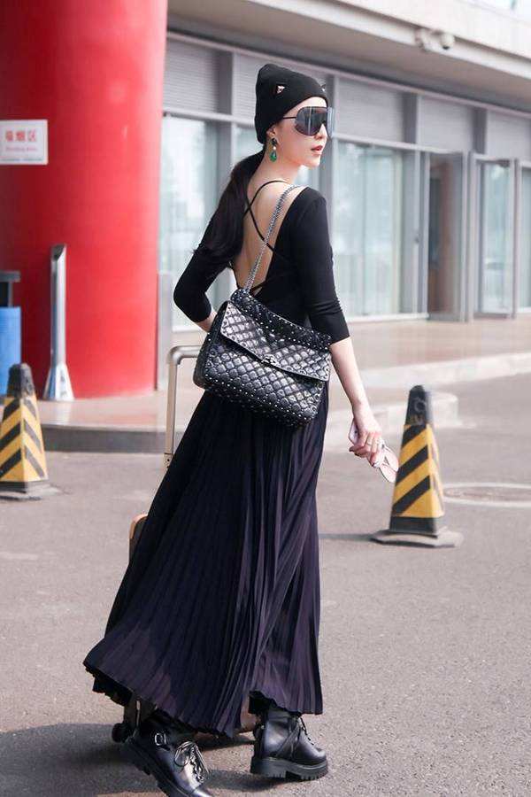 这包同时俘获欧阳娜娜和刘嘉玲 难怪范爷一下入三只