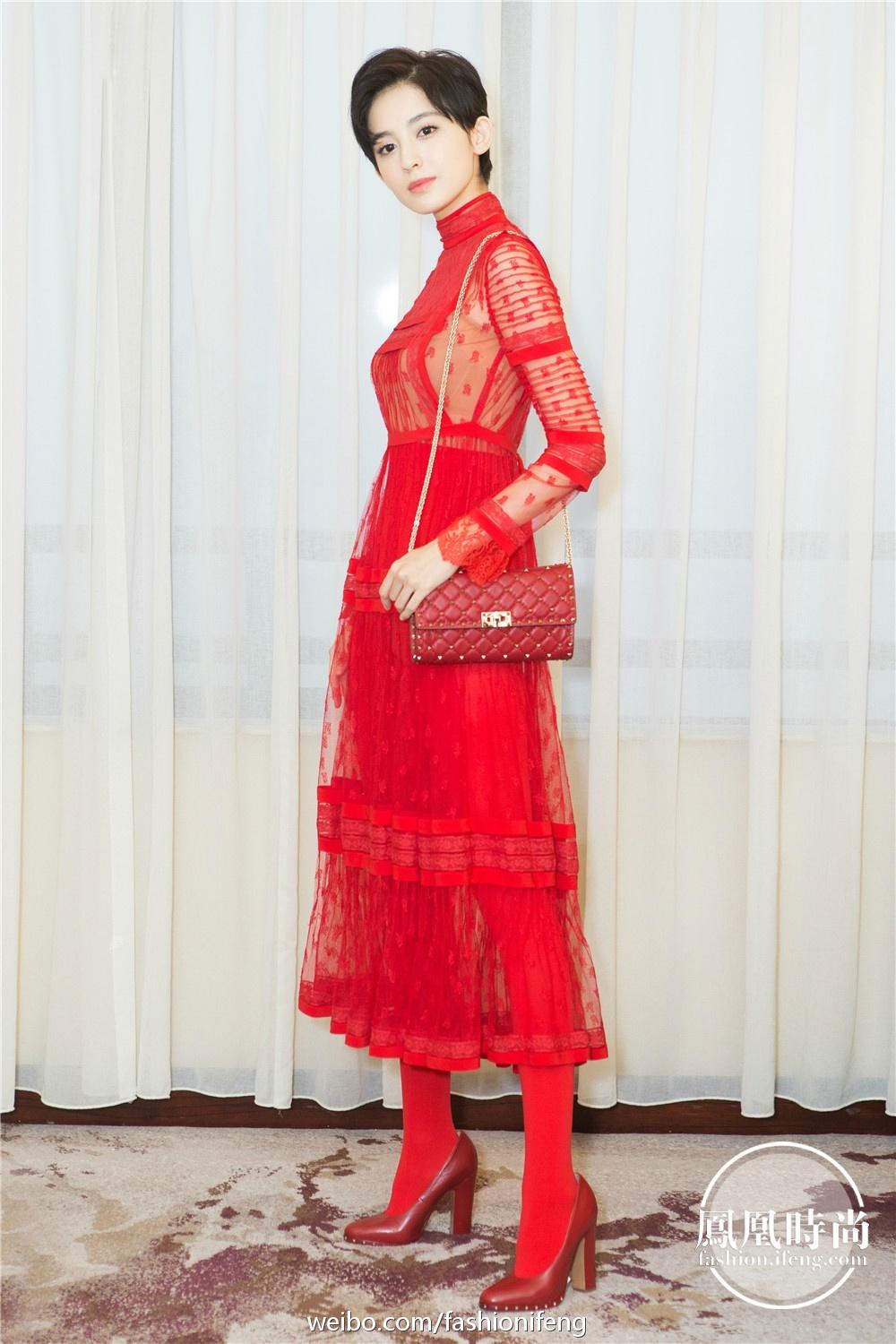 这包同时俘获欧阳娜娜和刘嘉玲 难怪范爷一下入三只