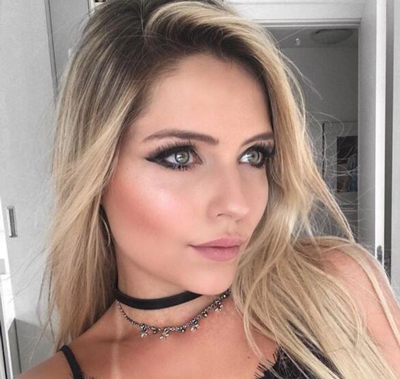 选腮红也有小秘诀 搭配好唇膏才不会出错