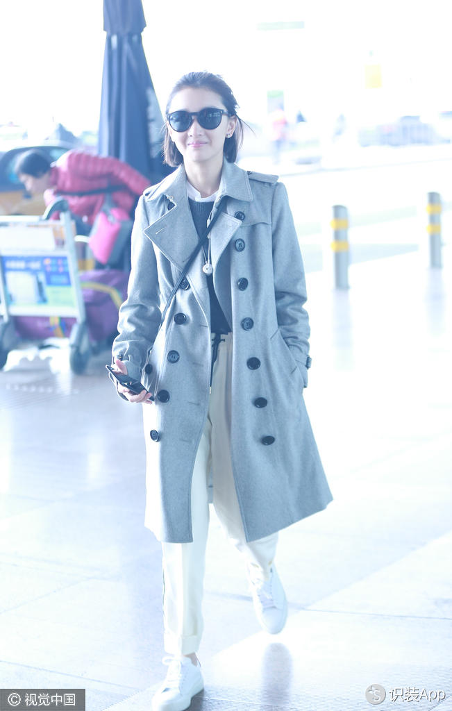 30套专属春天的风衣穿搭 一整月天天换都不重样