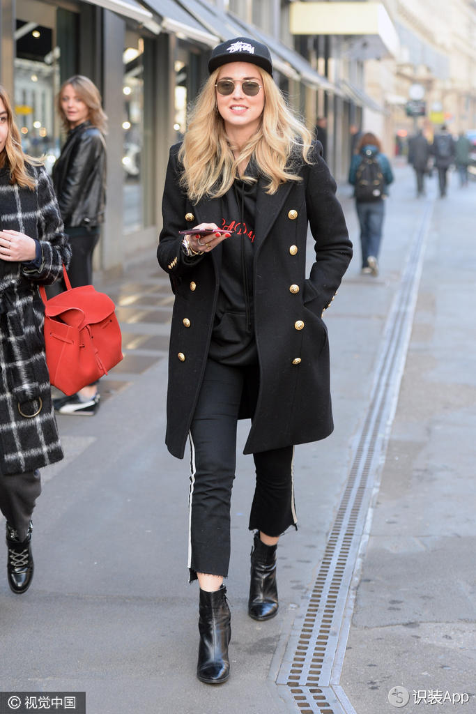 30套专属春天的风衣穿搭 一整月天天换都不重样
