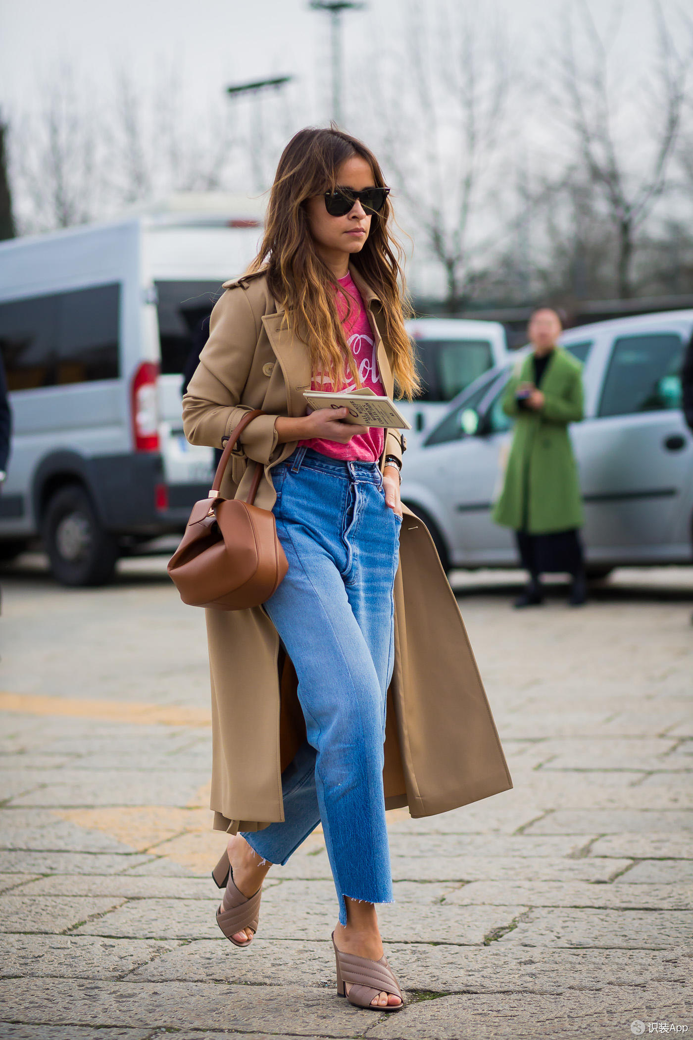 30套专属春天的风衣穿搭 一整月天天换都不重样