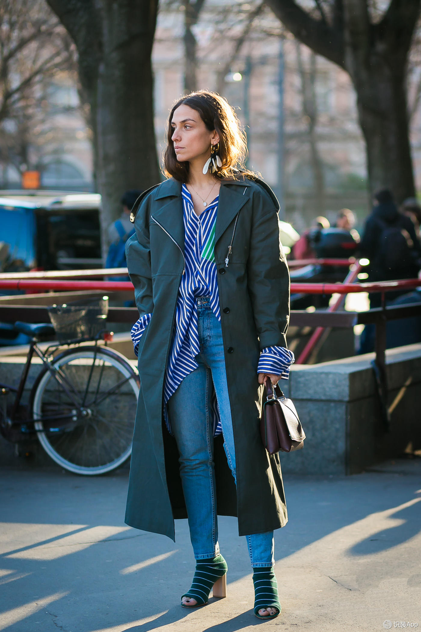 30套专属春天的风衣穿搭 一整月天天换都不重样