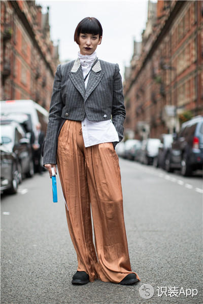 衬衫露一截 时髦一大截(还不快穿起来)!