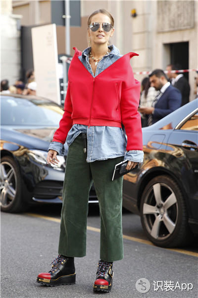 衬衫露一截 时髦一大截(还不快穿起来)!