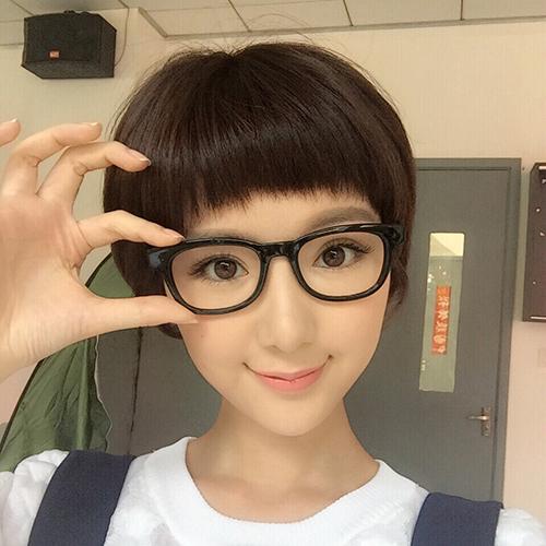 超短发超可爱 跟二喜毛晓彤学卖萌!