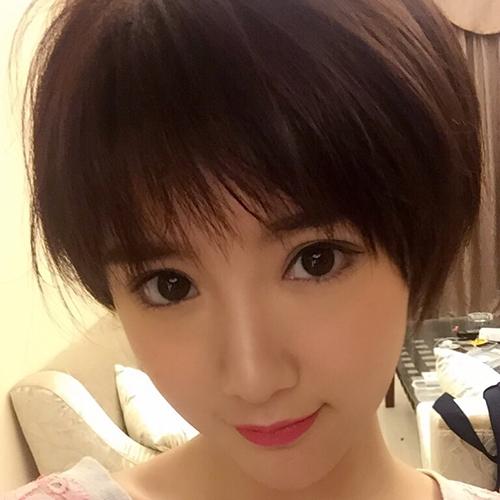 超短发超可爱 跟二喜毛晓彤学卖萌!