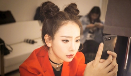 宋祖儿、唐艺昕都扎了!女星们的花式哪吒头大赛已上线