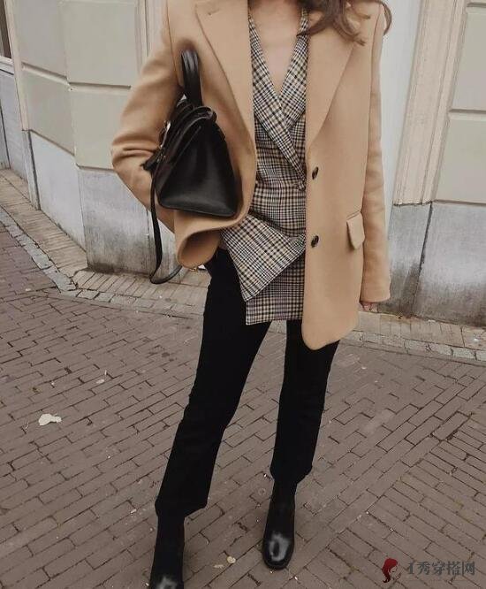 ɫ Сװ