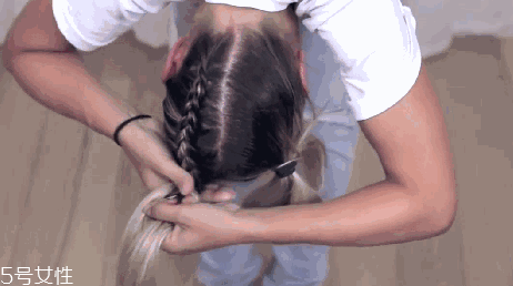 ôͷ 4Բ