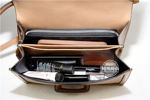 ʵLoewe Barcelonaǰ Сĵ