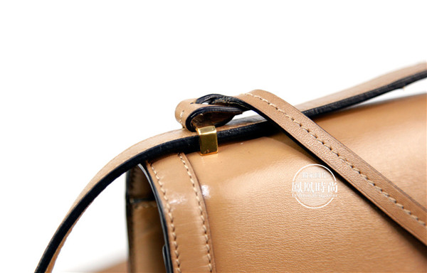 ʵLoewe Barcelonaǰ Сĵ