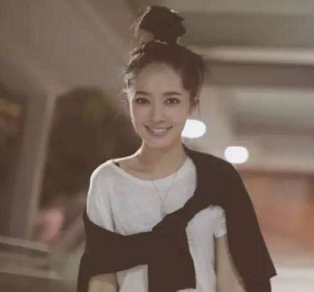 黑长直戏路窄?郭碧婷分分钟打你脸