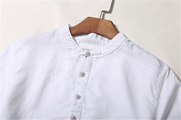 亚麻衣服要买大一号吗