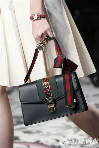 ʵGucci Sylvieִ ôѹϻ