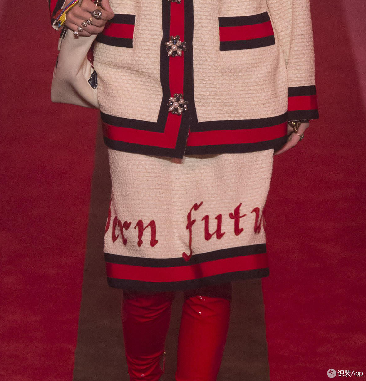 ˼շ¡ Gucciֵ8