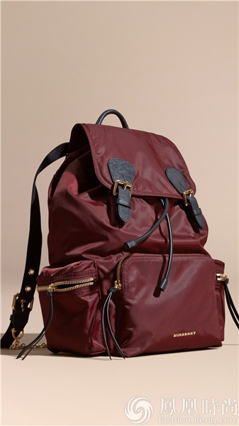 ʵBurberry Rucksack ϸһ˫