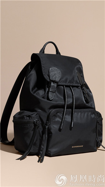 ʵBurberry Rucksack ϸһ˫