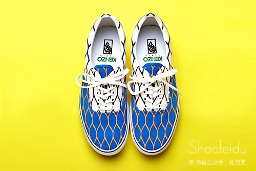  Sneaker Ь