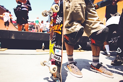  Sneaker Ь