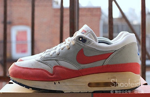  Sneaker Ь