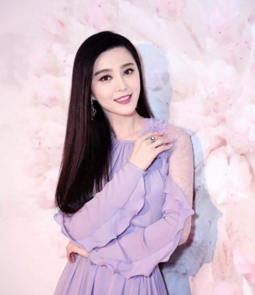 她们发型梳不对,我可能是看到假的明星了!