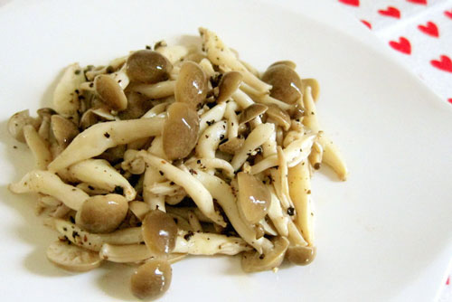 ڼʳ