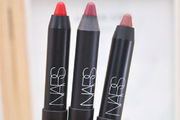nars߱ɫô nars߱ĸɫźÿ