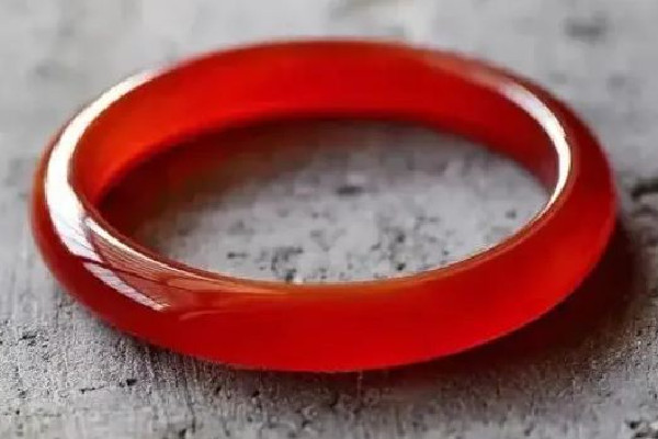 ʲô ʺ˴