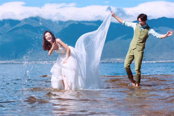  氮
