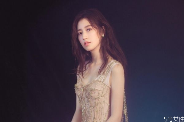 ôϲ˰ʾ˵ϲ ϲһΰʾ