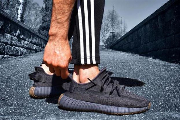 yeezy350ٶԱ Ҭ350ټ