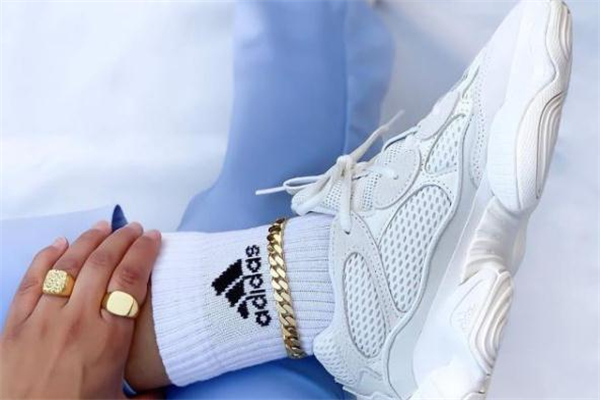 Ҭ500ǰٶԱ yeezy500ǰټ