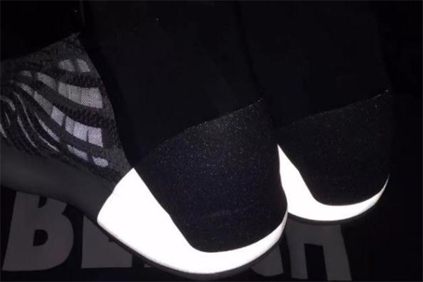 yeezyЬ yeezyЬŸô