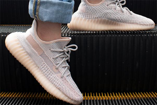 yeezy350ʹٶԱ Ҭ350޷ʹٱ
