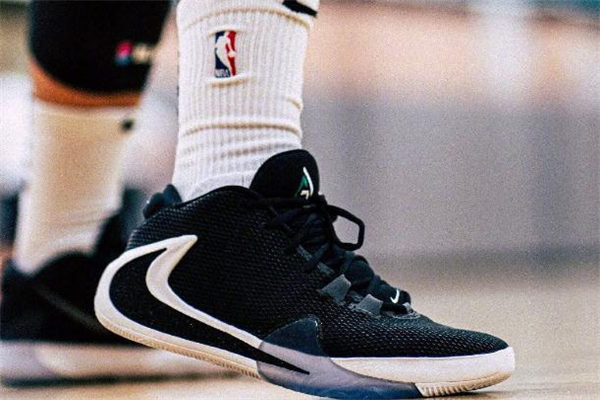 nike freak 1 ĸ1