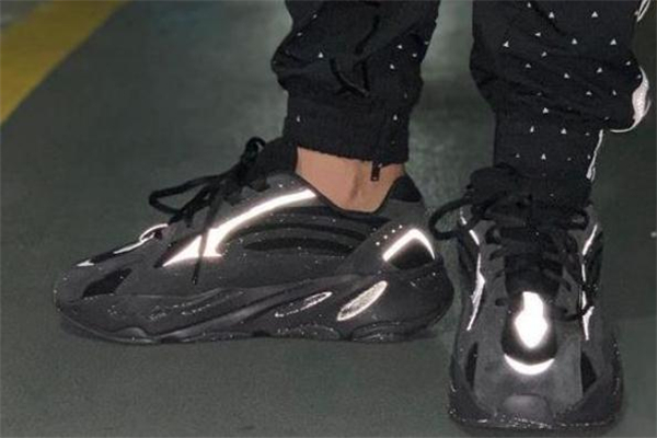 20196·۵yeezyЩ 20196Ҭӷۼƻ