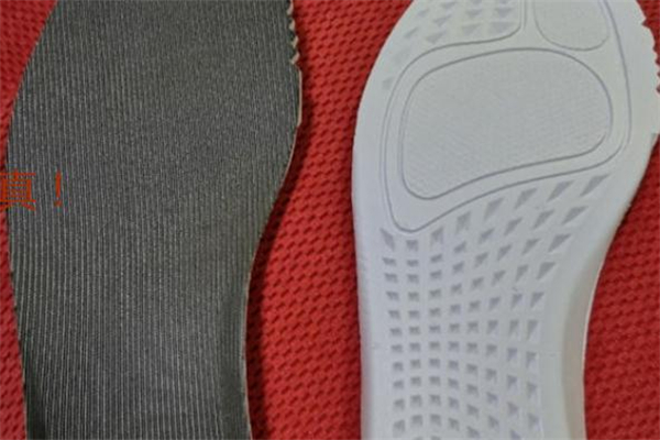 yeezy 700 mauveٶԱ Ҭ700mauveټ