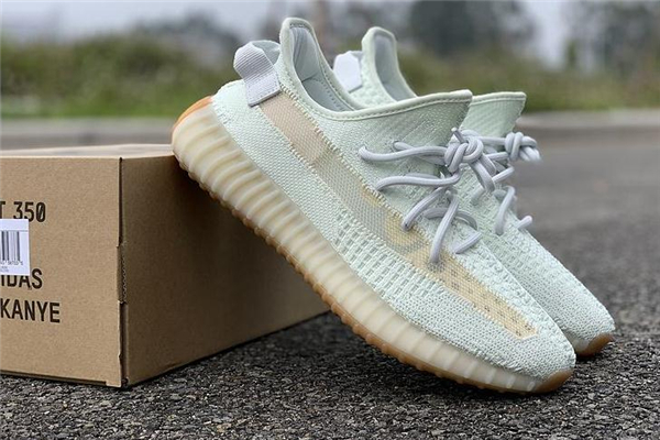 yeezy 350 v2 hyperspace ϽЧ