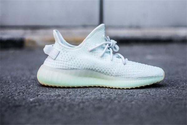 yeezy 350 v2 hyperspace ϽЧ