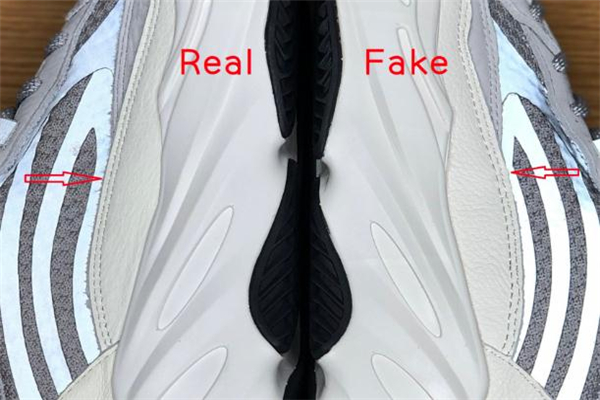 yeezy 700 staticټ Ҭ700ټ