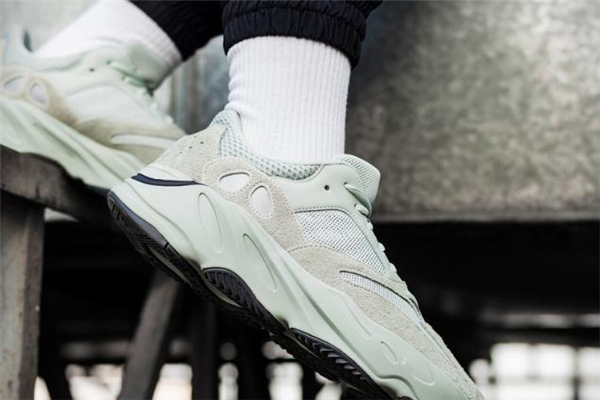 yeezy 700 saltο Ͻŷǳ