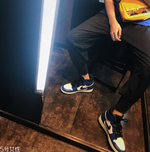 aj1СٶԱ ɼ