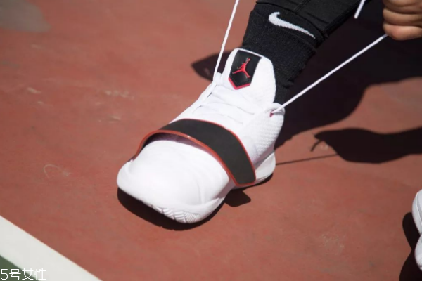 aj11 ʵսв