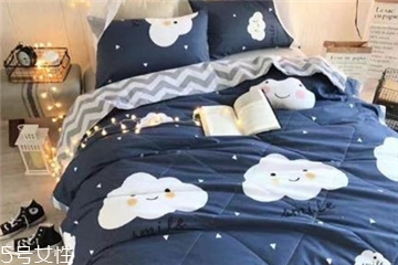 ʲôӵĺ Ʒа